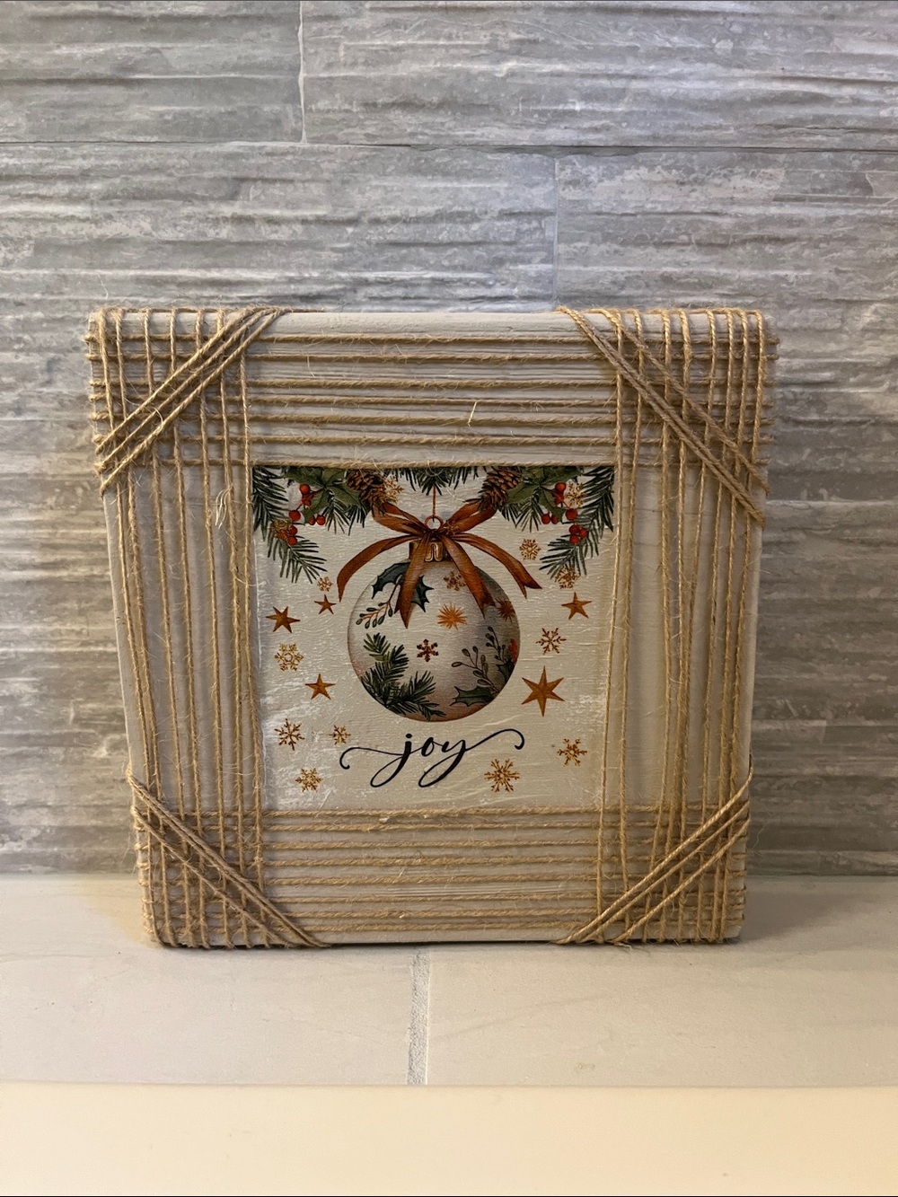 Joy Holiday Table Decor- Natural